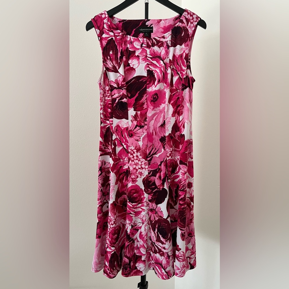 Like NEW! Connected Apparel Pink and White Floral Fit-and-Flare Dress